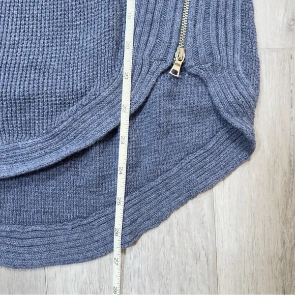 INC Textured Blue Knit Sweater M - Picture 6 of 7